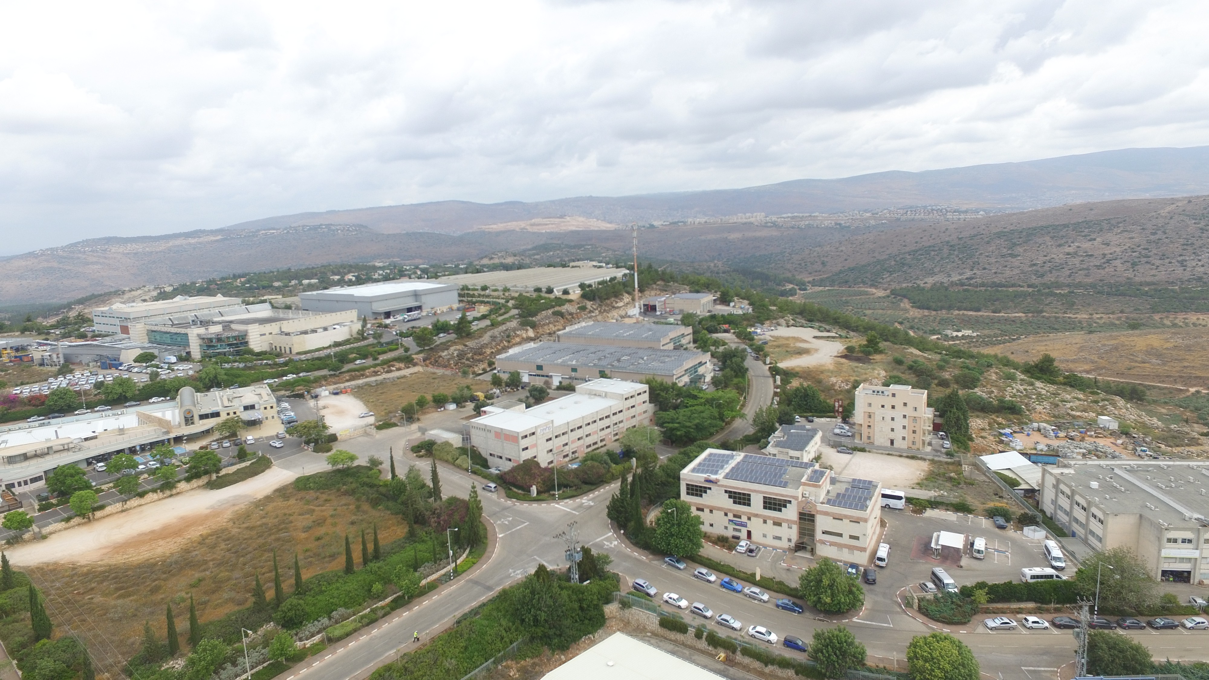 תעשיה ומלאכה